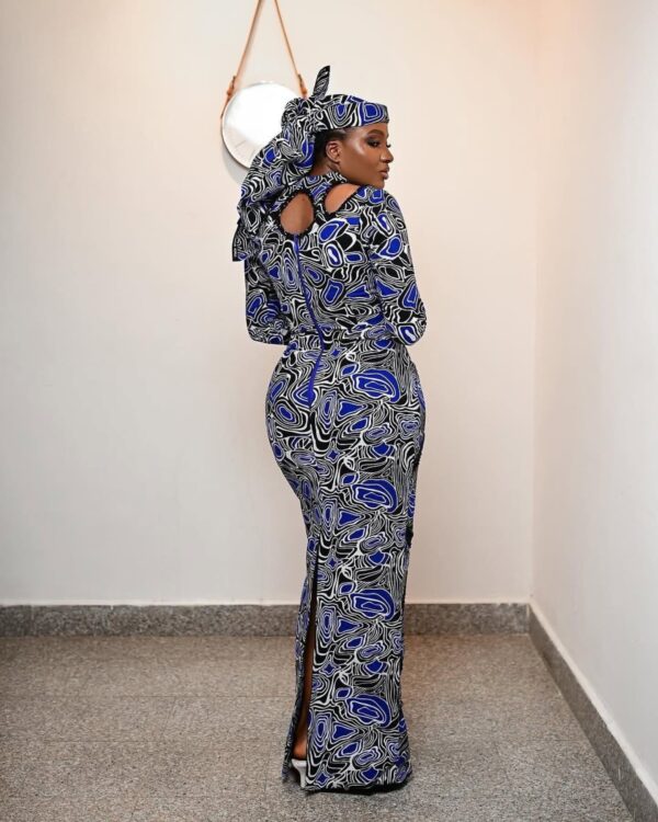 Long Ankara Print Pencil Gown With A Sweetheart Neckline And Keyhole Neck. African Fashion. (3)