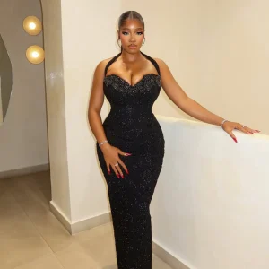 Fitted Black Asoebi Evening Gown With Corset Bodice (3)