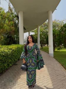 2025 Best Trendy Ankara Styles For ladies Of The Year (18)