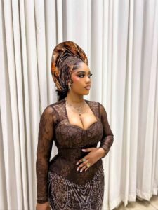 African Wedding Guest Outfit Ideas For Ladies In The USA (50)